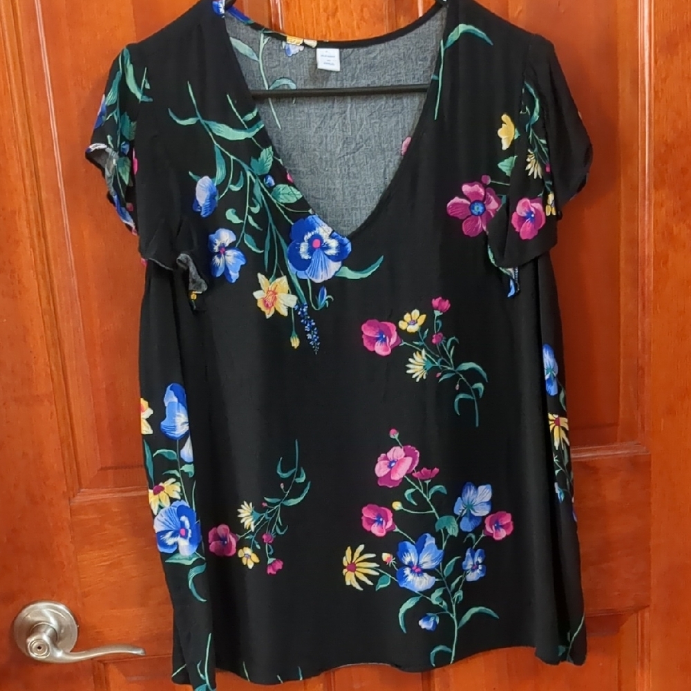 Old Navy Blue and Pink Floral V-Neck Cap Sleeve Blouse